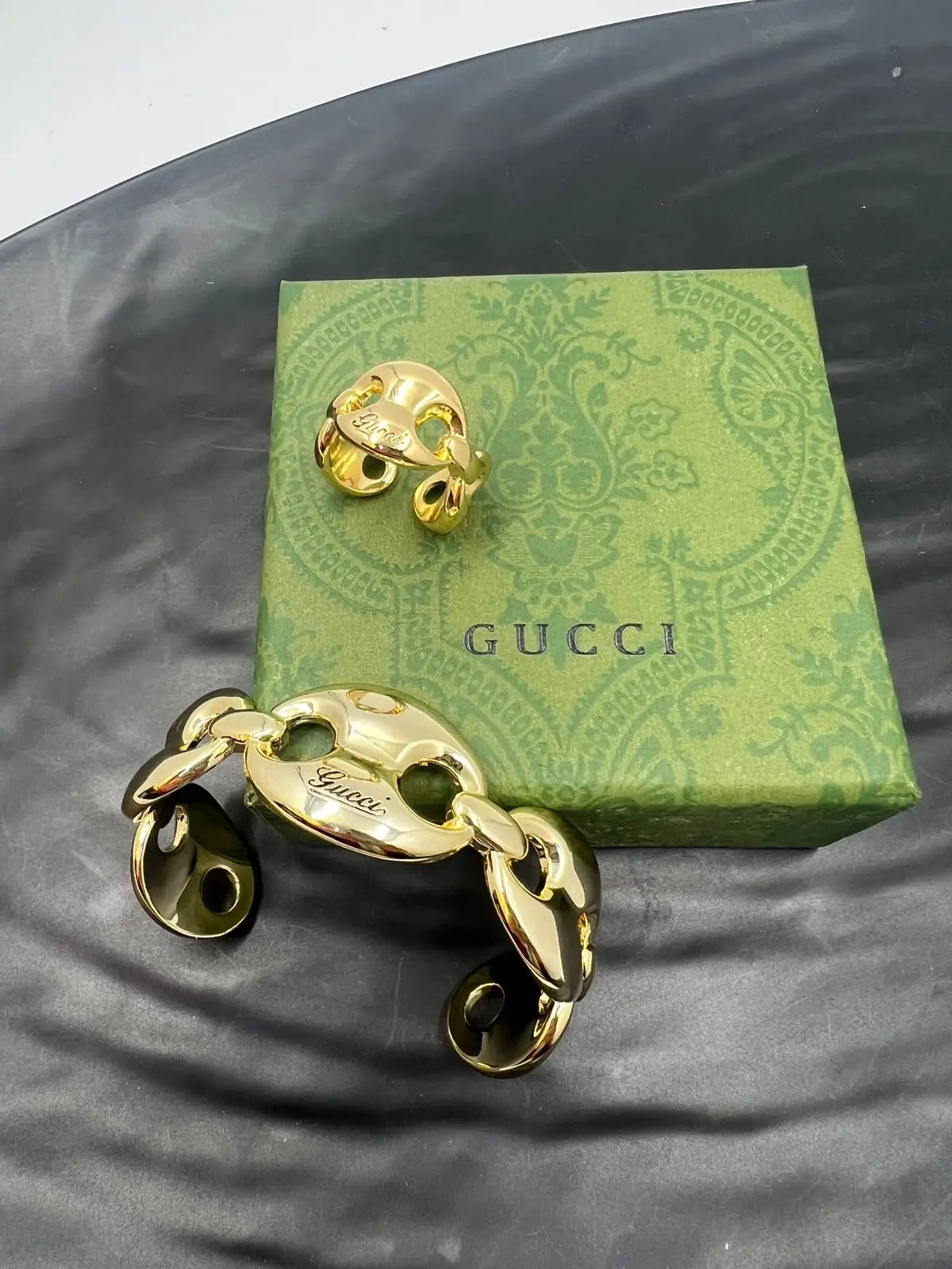 GUCCI