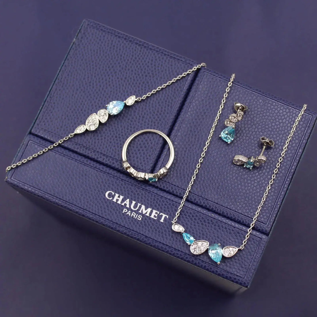 CHAUMET