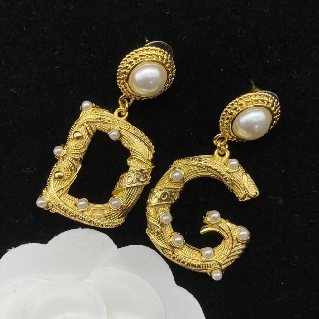 D&G
