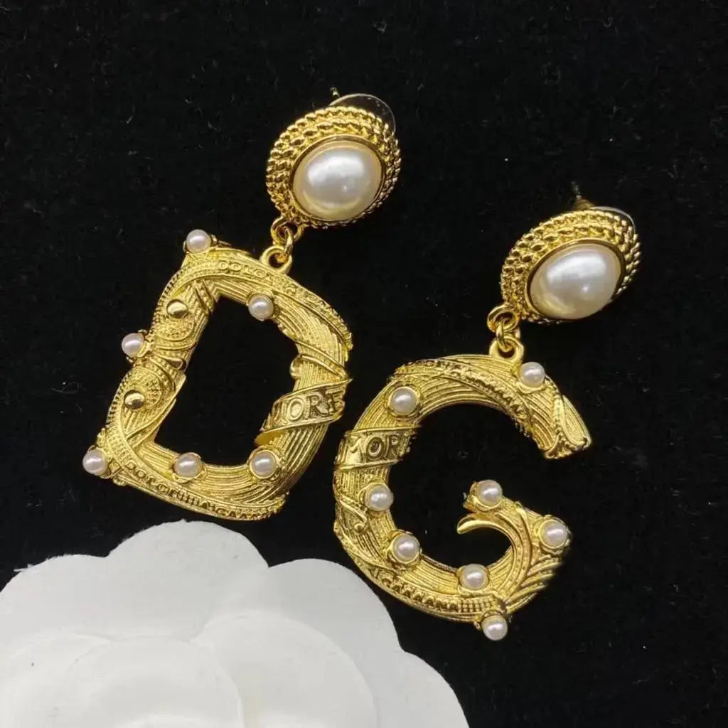 D&G