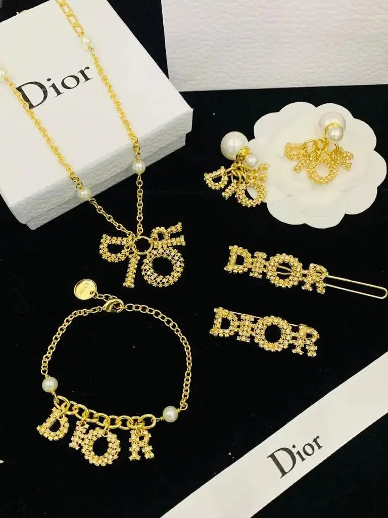 DIOR