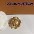 LOUSE VUITTON