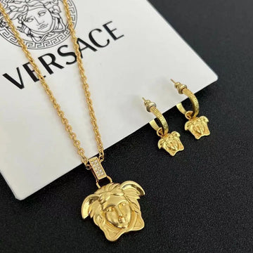 VERSACE